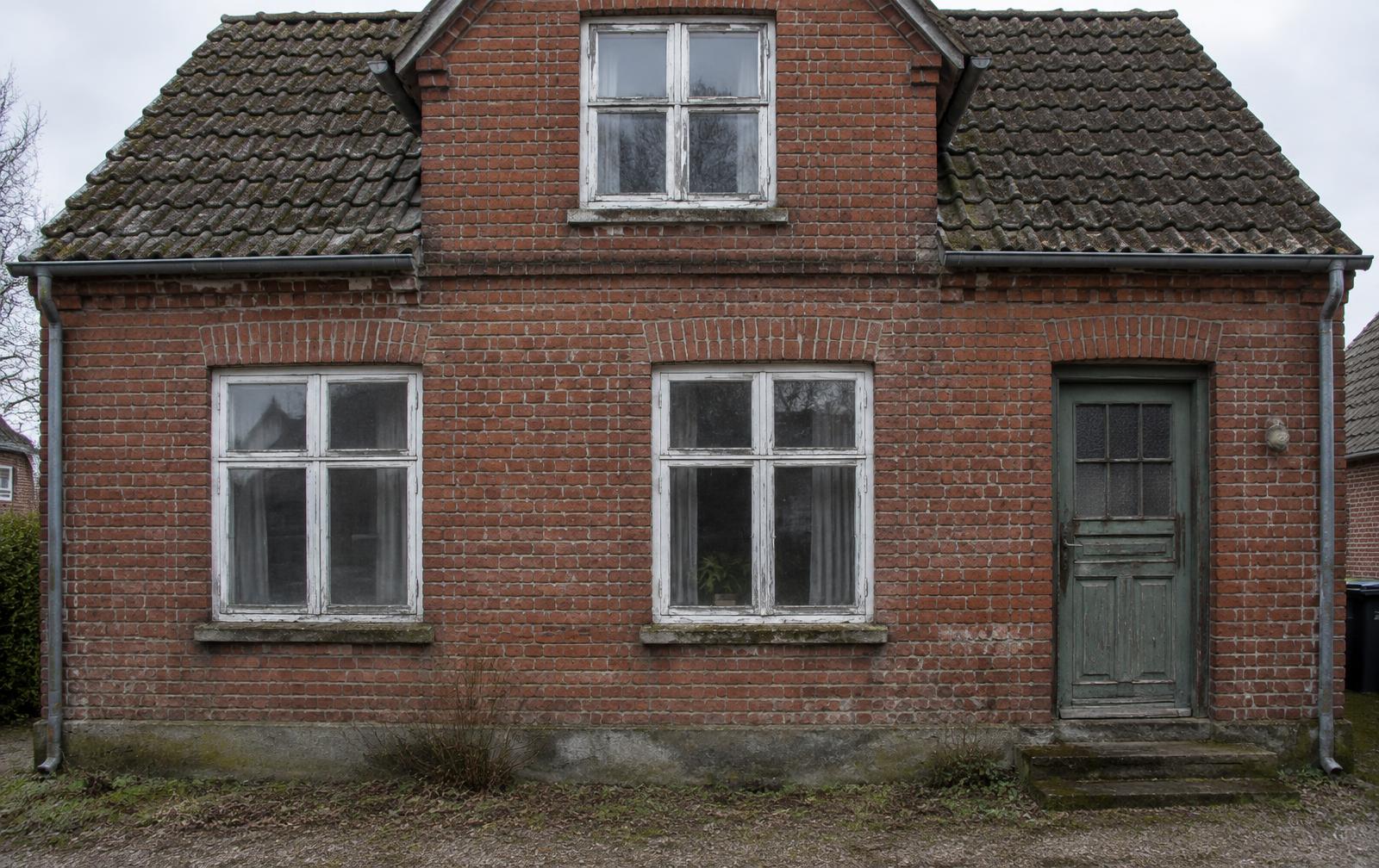 Facaden før renovering